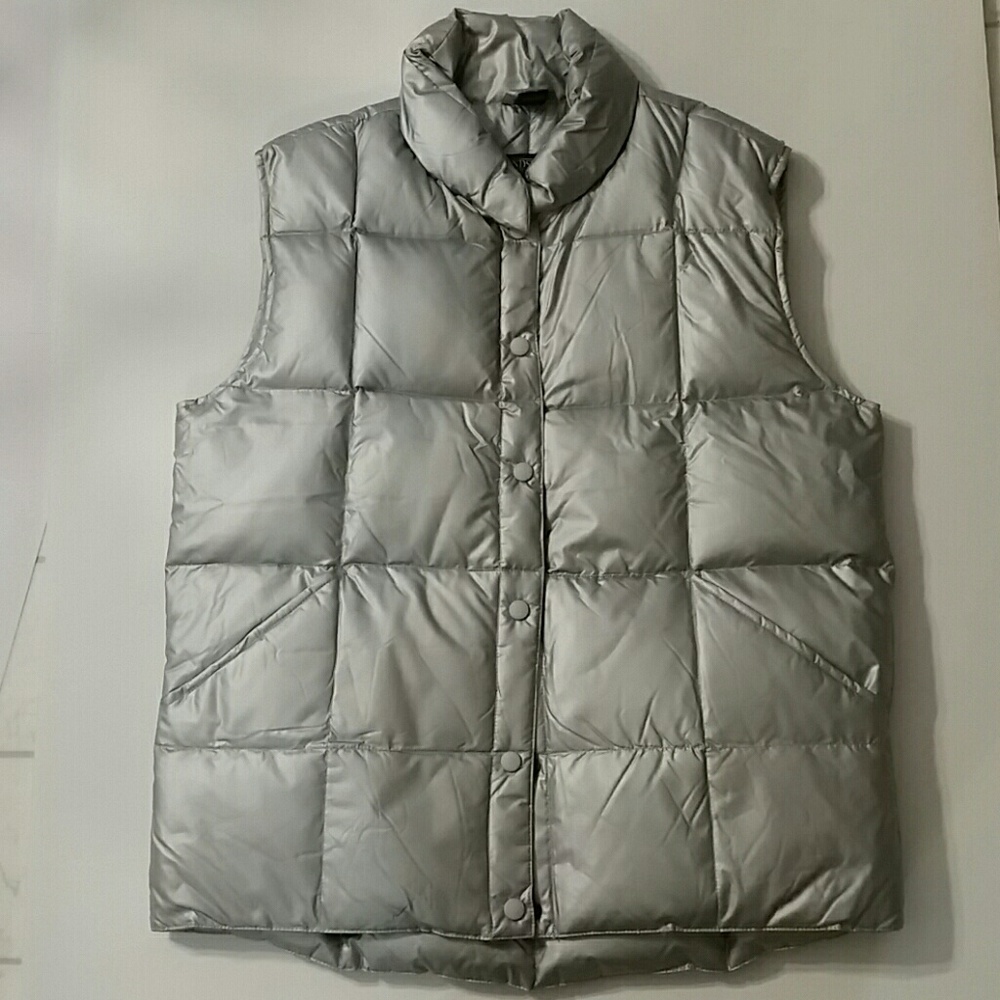 Land's End Metallic Silver Puffer Vest, Size M